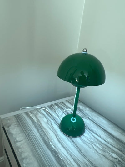 Adjustable LED Table Lamp 